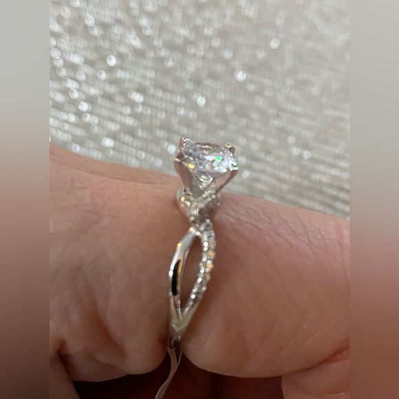 Charmed Aroma | Sterling Silver Size 8 Ring - Picture 2 of 9